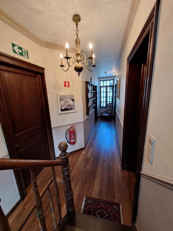 Gite L'Hote-Antique ブイヨン エクステリア 写真