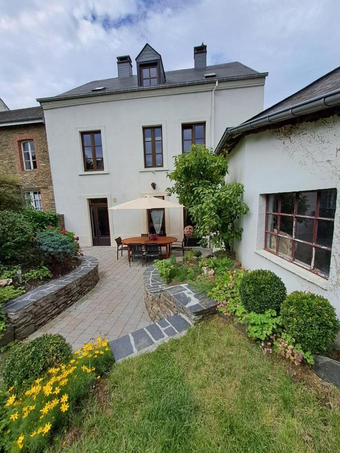 Gite L'Hote-Antique ブイヨン エクステリア 写真