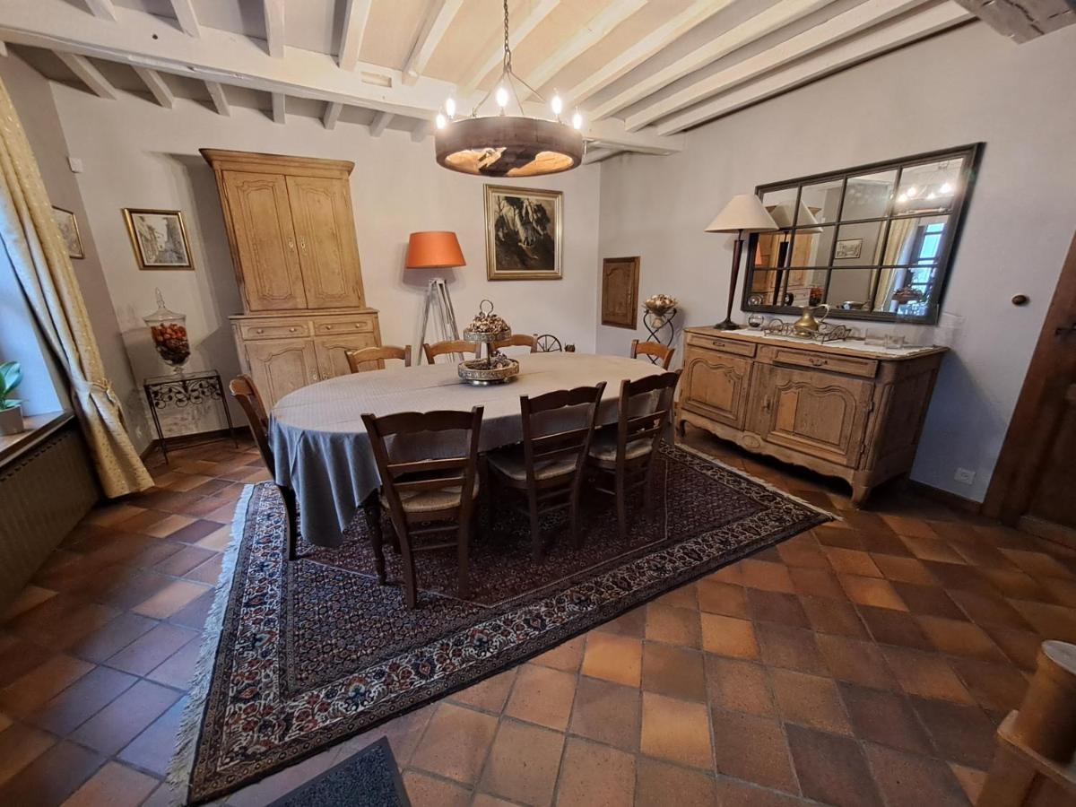 Gite L'Hote-Antique ブイヨン エクステリア 写真