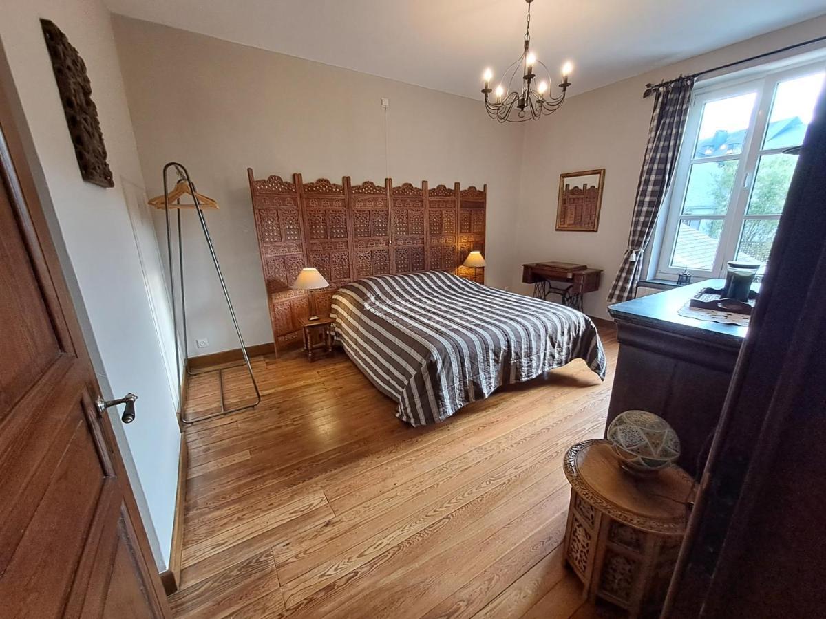 Gite L'Hote-Antique ブイヨン エクステリア 写真