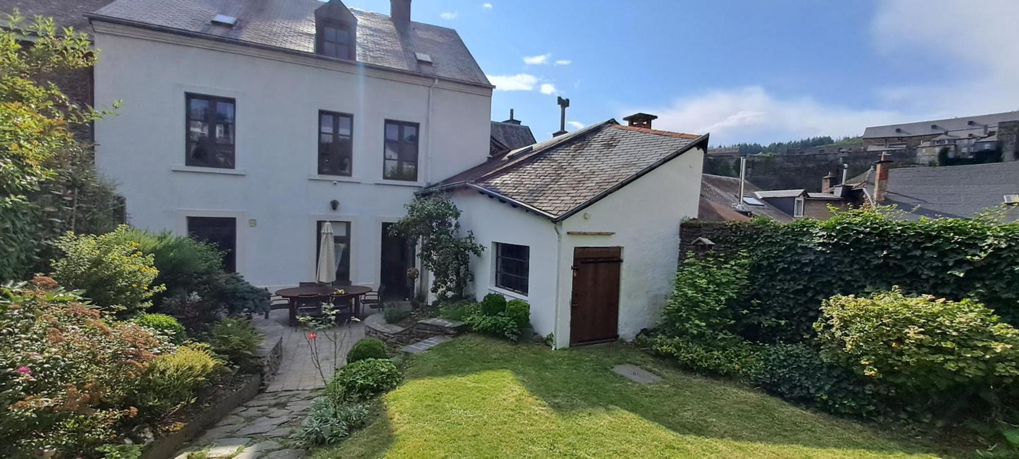 Gite L'Hote-Antique ブイヨン エクステリア 写真