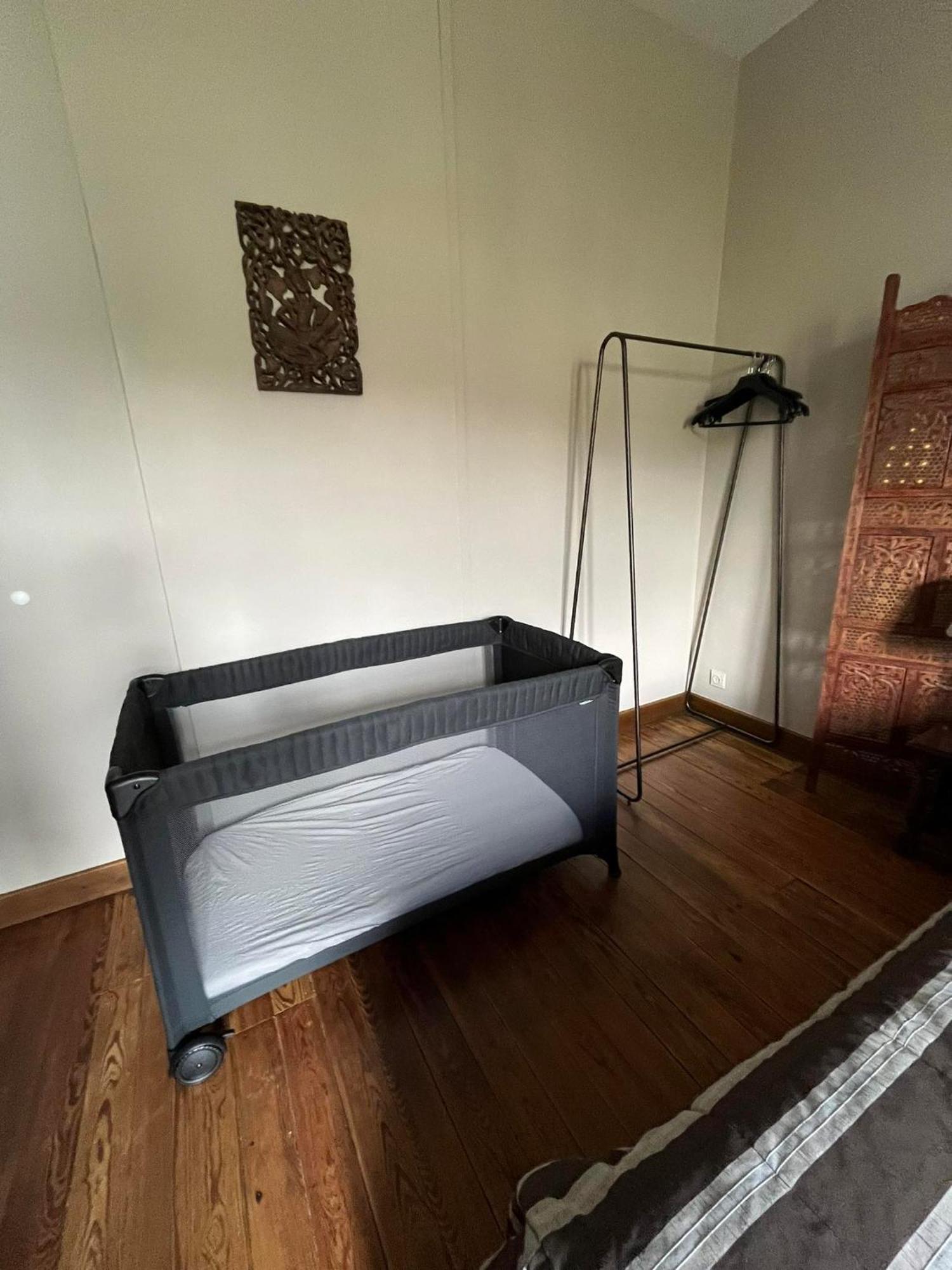 Gite L'Hote-Antique ブイヨン エクステリア 写真